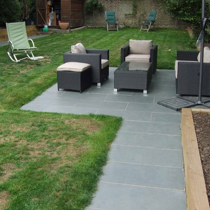 Grey Slate Paving tiles 800 x400 / Bluesky Stone / project Watford