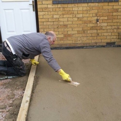 Slate Paving tiles - preparing a nice sold surface ready for tiling 