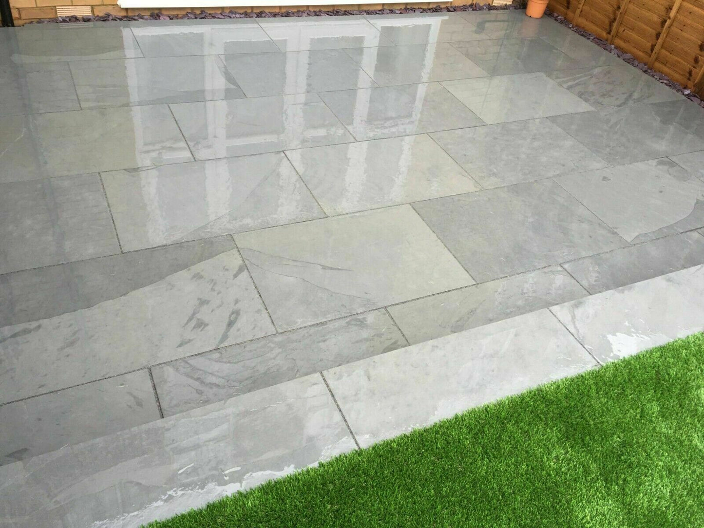 Grey Slate Paving Slabs | 600 x 300 x 15 mm | As low as £26.11/m2 | Delivered