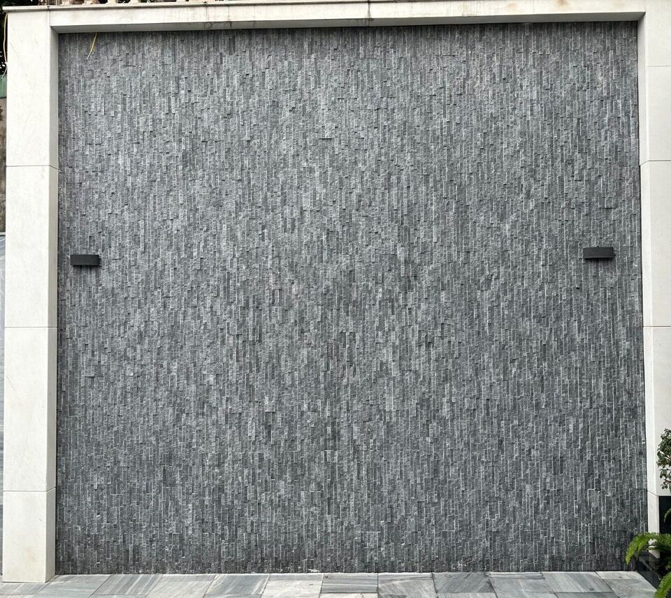 Split Face Tiles | Crystal Black Cladding | 360 x 100mm | Z Shape | £13.45 per box collect Milton Keynes