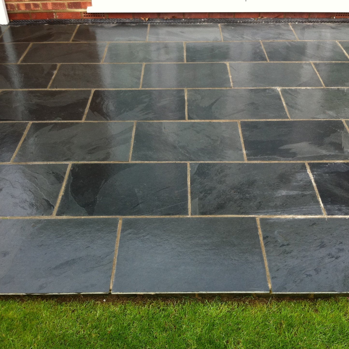 Black Slate Paving Tiles 600 x 400, customer project wet 