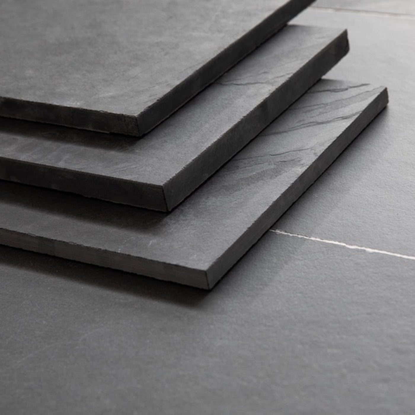 Black Slate Paving Slabs | 800 x 400 x 20 mm | As low as £33.52/m2 | Delivered